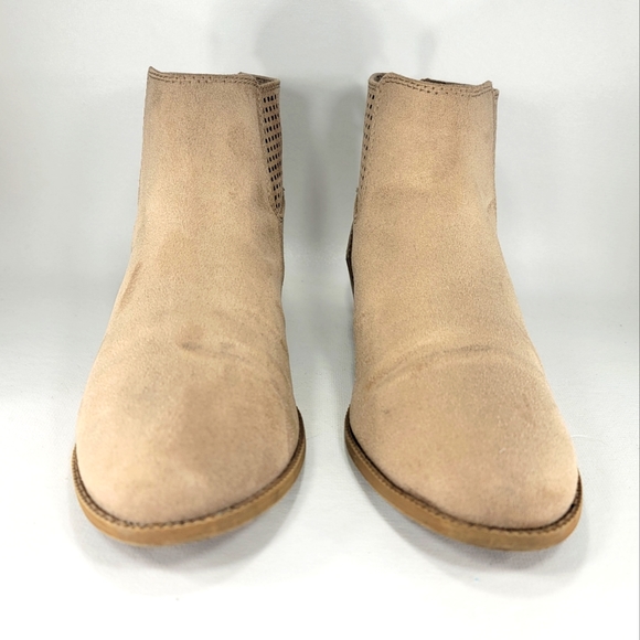 Justice Western Style, Taupe Microsuede, Bootie. Women's Size 8M - Picture 7 of 13